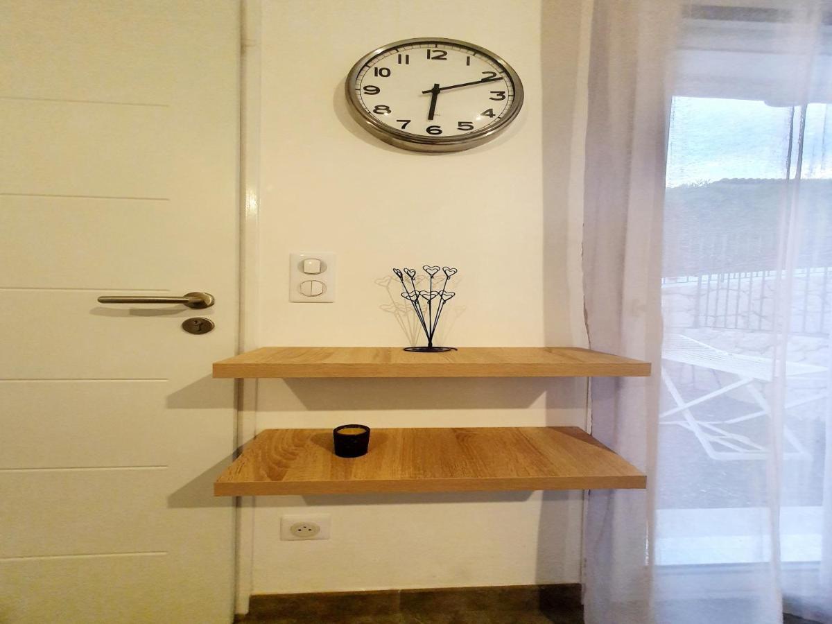 F2 Neuf Calme Climatise Wifi Parking - 1,5 Km Mer Cagnes-sur-Mer Exterior foto